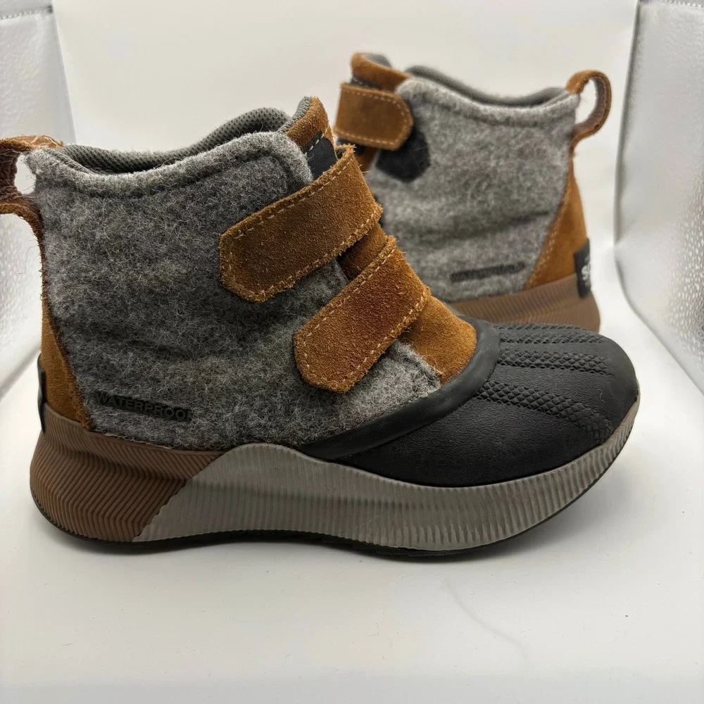 Sorel Kids Out N About Classic Waterproof Boots Grey Brown NC4579-224 Size 12